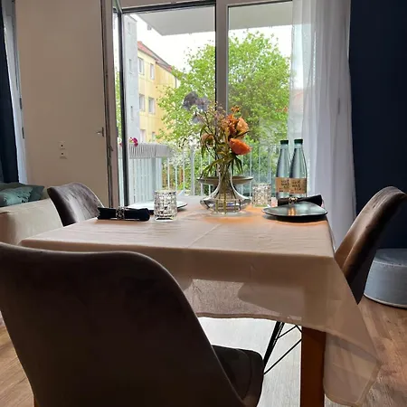 Апартаменты Cozy Home Casablanca In Messe City Naehe Нюрнберг